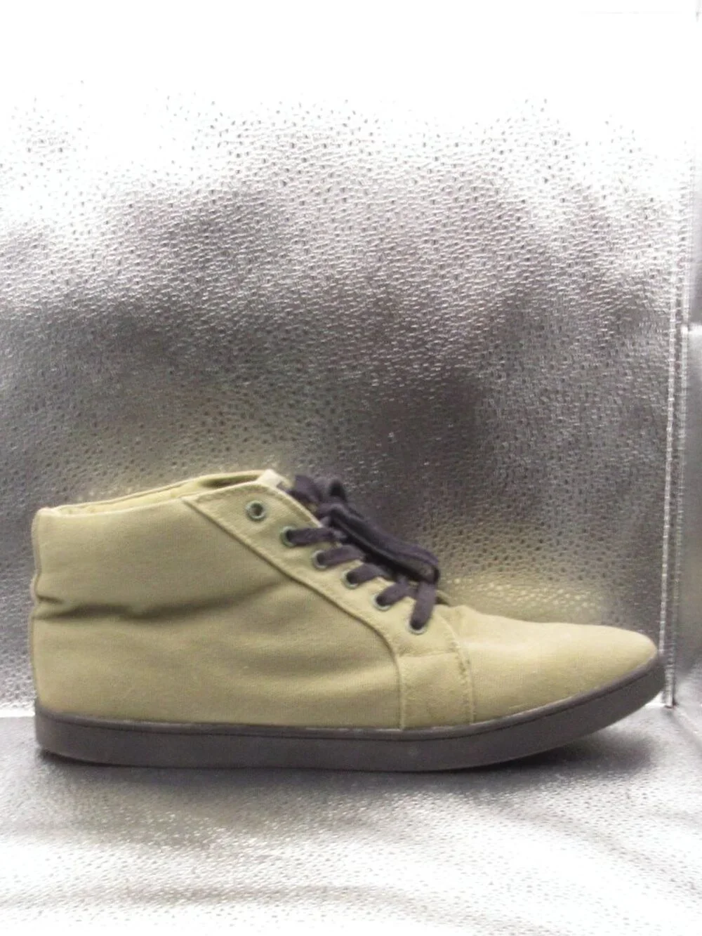 Woobies Olive Men's Canvas Hightop Shoes Size 11 Womens 12.5 Mens Excellent Cond